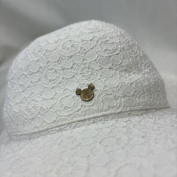 Disney Paris White Sun Hat Lace Adult Wide‎ Brim Mickey Paper Beachy Coastal